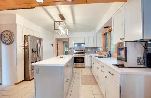 Pelican Lake House | Pelican Lake House w/Boat Dock and Sauna!