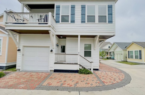 Sailhouse House | Pelican Point at Sailhouse with Pool and Pier