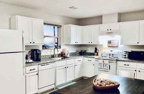 Gilchrist House | Pelican Pointe Home for 10