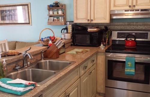 North Carolina Coast Condo | PELICAN'S PERCH, OCEAN VIEW, POOL VIEW, WIFI, PREMIUM TV, UNIQUE!