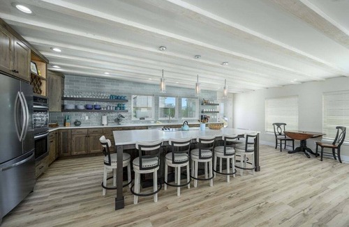 Kiwanda Shores House | Pelican's Place-New, modern luxury oceanfront.