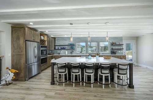 Kiwanda Shores House | Pelican's Place-New, modern luxury oceanfront.