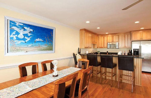 Kure Beach Condo | Pelican's Retreat - Just Steps to Beach, Pier, Dining, Parks