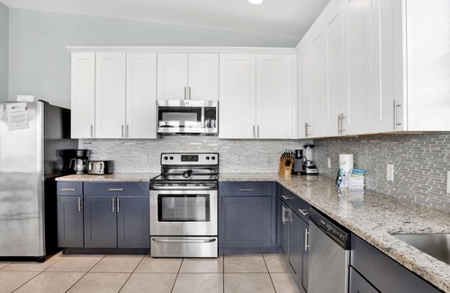 Morgantown House | Pelican View *Pet-Friendly, 2 Pools*