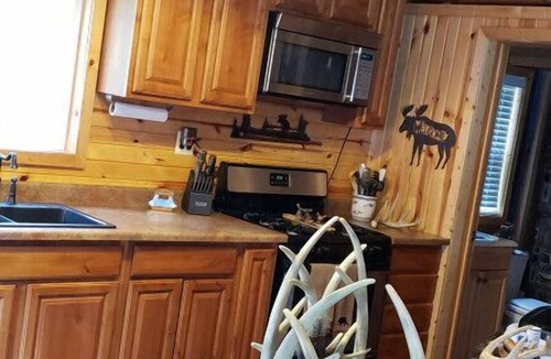 Pembine Cottage | Pembine Northwoods Cabin