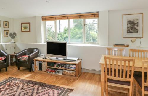 Welsh Newton House | Pembridge Cottage