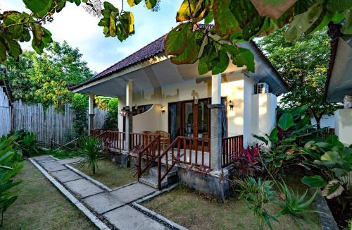 Mushroom Bay House | Pemuntalan Guesthouse