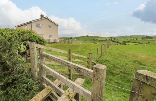 Llannefydd House | Pen Bryn Llan