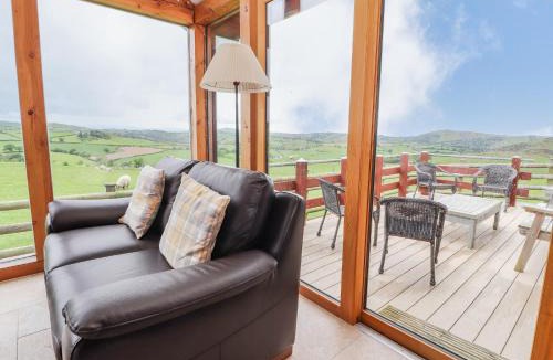 Llannefydd House | Pen Bryn Llan