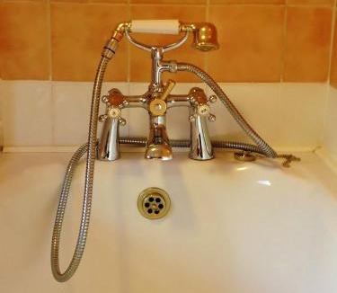 Tal-y-llyn Bed & Breakfast | Pen-Y-Bont Hotel