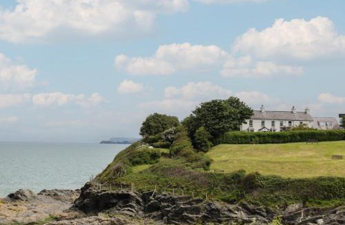 Aberporth House | Pen y Graig