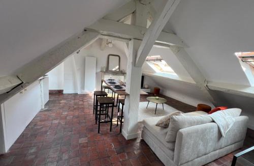 Quartier de la Place-Vendome Apartment | Penbed - Place Vendome - 1BR