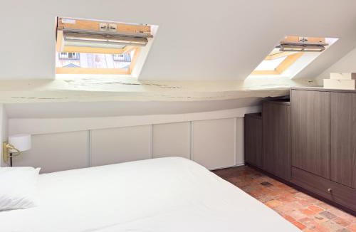 Quartier de la Place-Vendome Apartment | Penbed - Place Vendome - 1BR