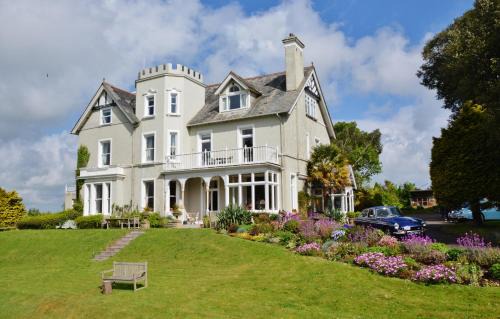 Liskeard House | Pencubitt House