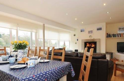 Polzeath House | Pendaveli