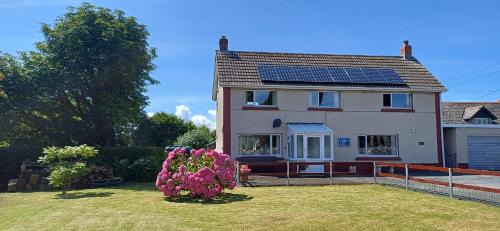 Pendine House | Pendine Sands Guest House