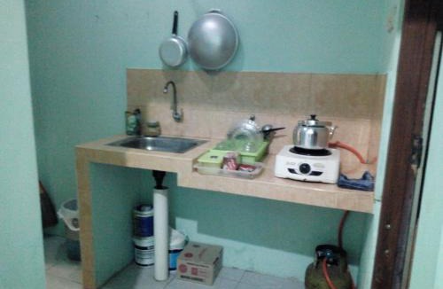 Pleret House | Pendopo Kayuwanan Syariah Near Terminal Giwangan