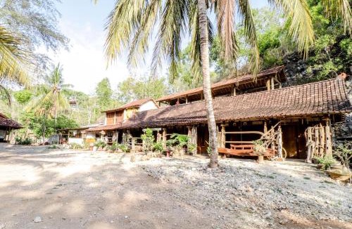 Wonosari House | Penginapan Joko Samudro