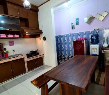 Berastagi Villa | PENGINGAPAN VILLA BERASTAGI MURAH- Villa Bukit Asri Berastagi 32