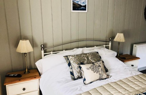 Bontnewydd House | Penglanowen Fawr