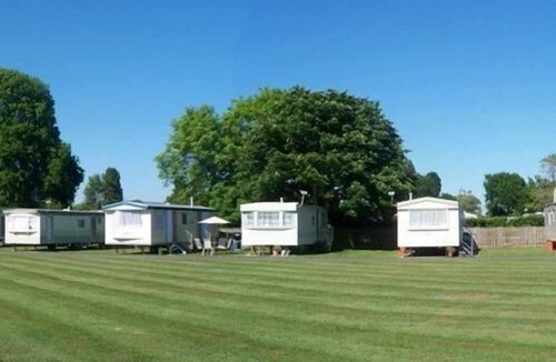 Aldwick House | Penguin Luxury 6 berth caravan