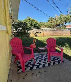 Parsuns To Cocoa Beach Resort | Penguins on the Beach Resorts C
