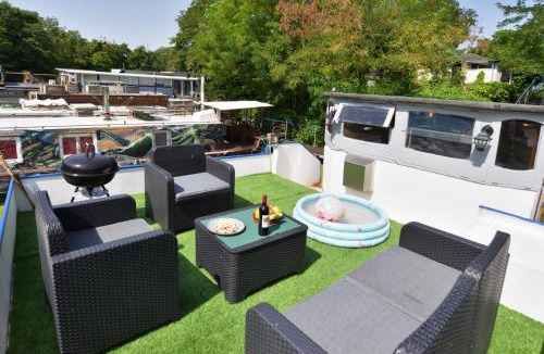 Vigneux-sur-Seine Boat Rental | Peniche refuge Seine