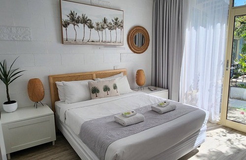 Capel Sound Hotel | Peninsula Beach Motel