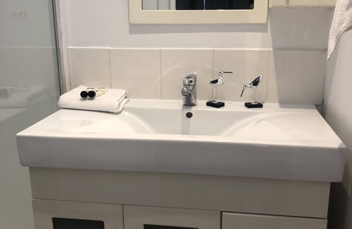 Capel Sound Hotel | Peninsula Beach Motel