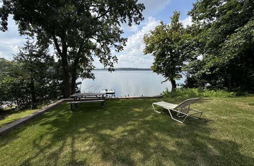 Annandale House | Peninsula Cabin Rental