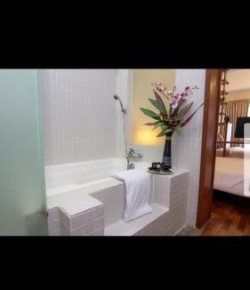 Bukit Damansara Apartment | PENINSULA SEMANTAN SUITEs