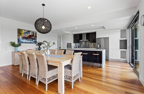 Fingal House | Peninsula View House by Ready Set Stay