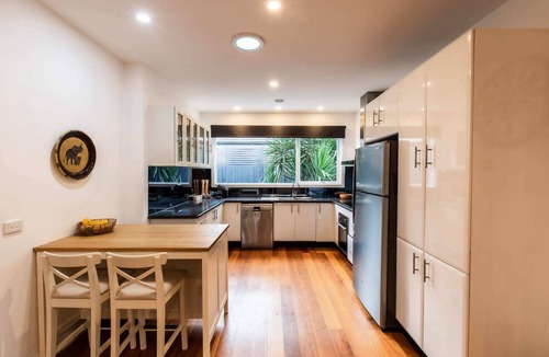 Tootgarook House | Peninsula Villa Retreat | Pool