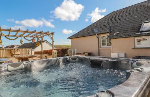 Saint Gennys House | Penlaurel