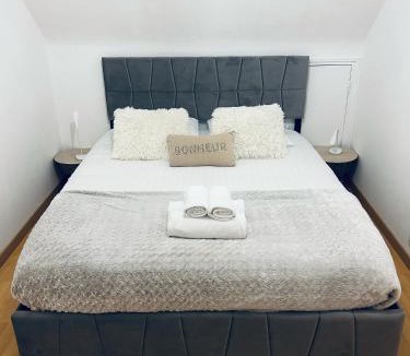 Ploeren House | Penn-ty