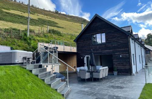 Llanbrynmair House | Pennant Uchaf