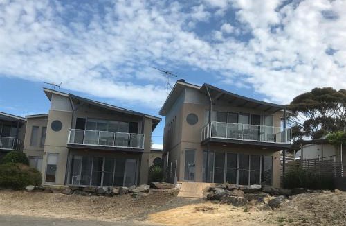 Penneshaw Apartment | Penneshaw Oceanview Apartments