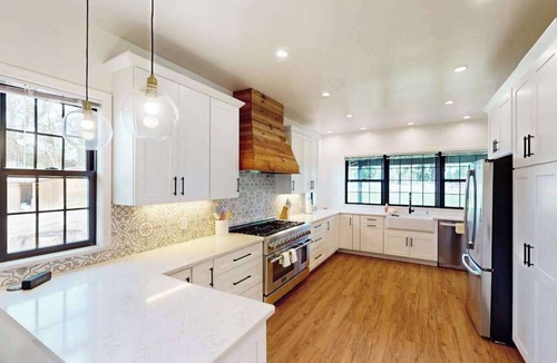 Penngrove House | Penngrove Modern Farmhouse on 11-Acre Working Ranch