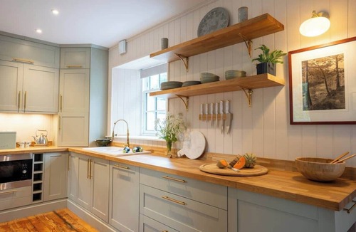 Newton Stewart Apartment | Penninghame Estate - Earl's Library