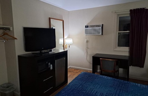 Rexmont Hotel | Pennswoods Inn