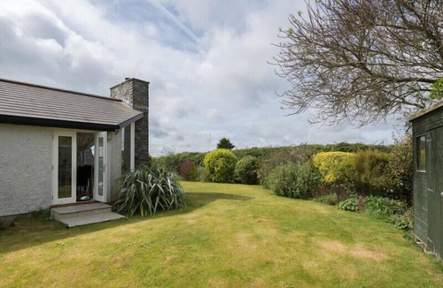 Rock Cottage | Penny Liggan