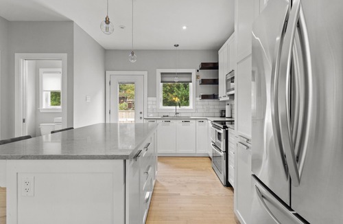 Downtown St. John's House | Pennywell Prestige 3BR 2.5BA Garage
