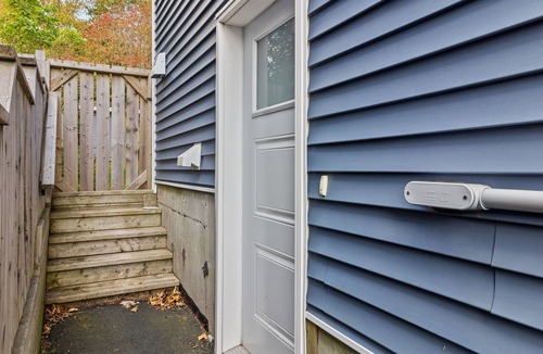 Downtown St. John's Apartment | Pennywell Prestige Studio 1 Bath Parking