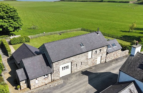 Dulas Cottage | Penrhyn Barn