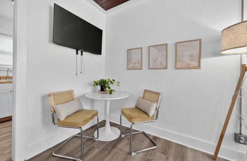 South Pensacola Apartment | Pensacola Cozy Studio