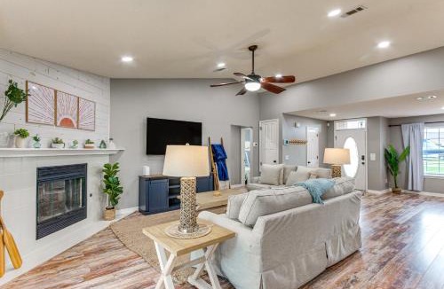 Ono Island House | Pensacola Home with Fire Pit, 7 Mi to Beaches!