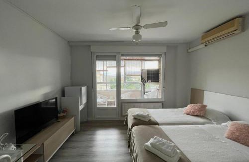 Ermitagana House | Pensión Luzía - Optional Auto Check-in