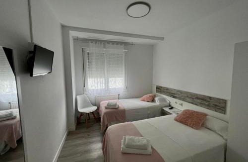 Ermitagana House | Pensión Luzía - Optional Auto Check-in