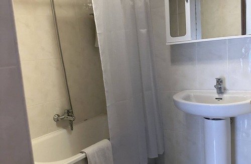 Villafranca Montes de Oca House | PENSION Y BAR IVIS