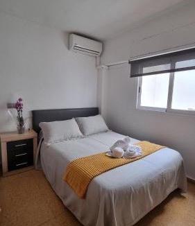 San Juan de Alicante House | Pension Colón